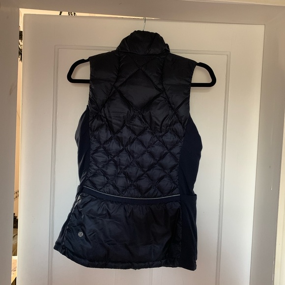 Lululemon Down Running Vest 6 - Picture 11 of 15